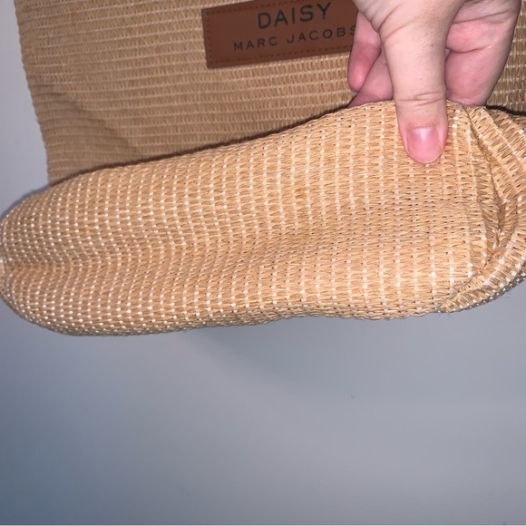 Marc Jacobs Daisy Wicker Tote Shoulder Bag - Picture 9 of 13